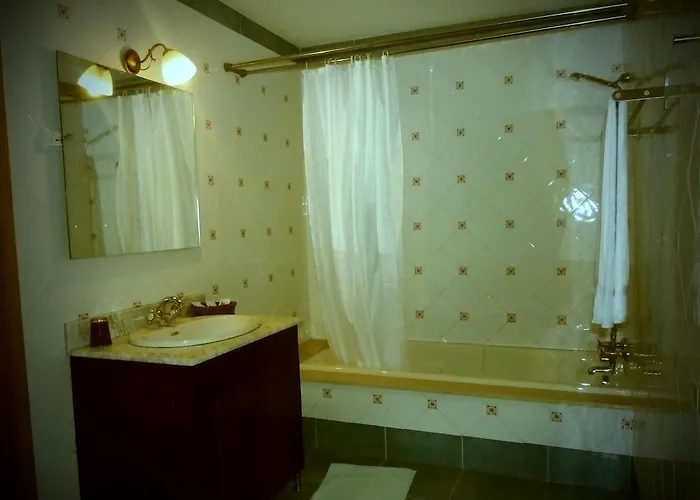 Quinta Da Gandra Паредиш-ди-Кора